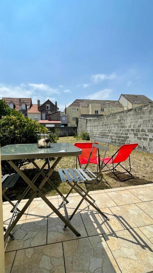 Appartement A Quelques Pas De La Plage Avec Jardin Merlimont-Plage Exterior foto